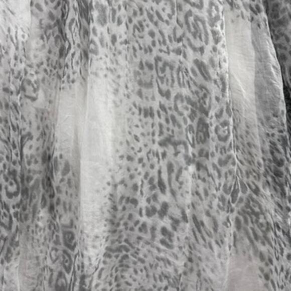 Viola Borghi Women's Large 100% Silk Sheer Long Sleeve Top Flowy Animal Print - Picture 9 of 9